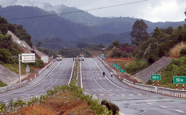 Thông xe toàn tuyến cao tốc Nội Bài – Lào Cai ảnh 5
